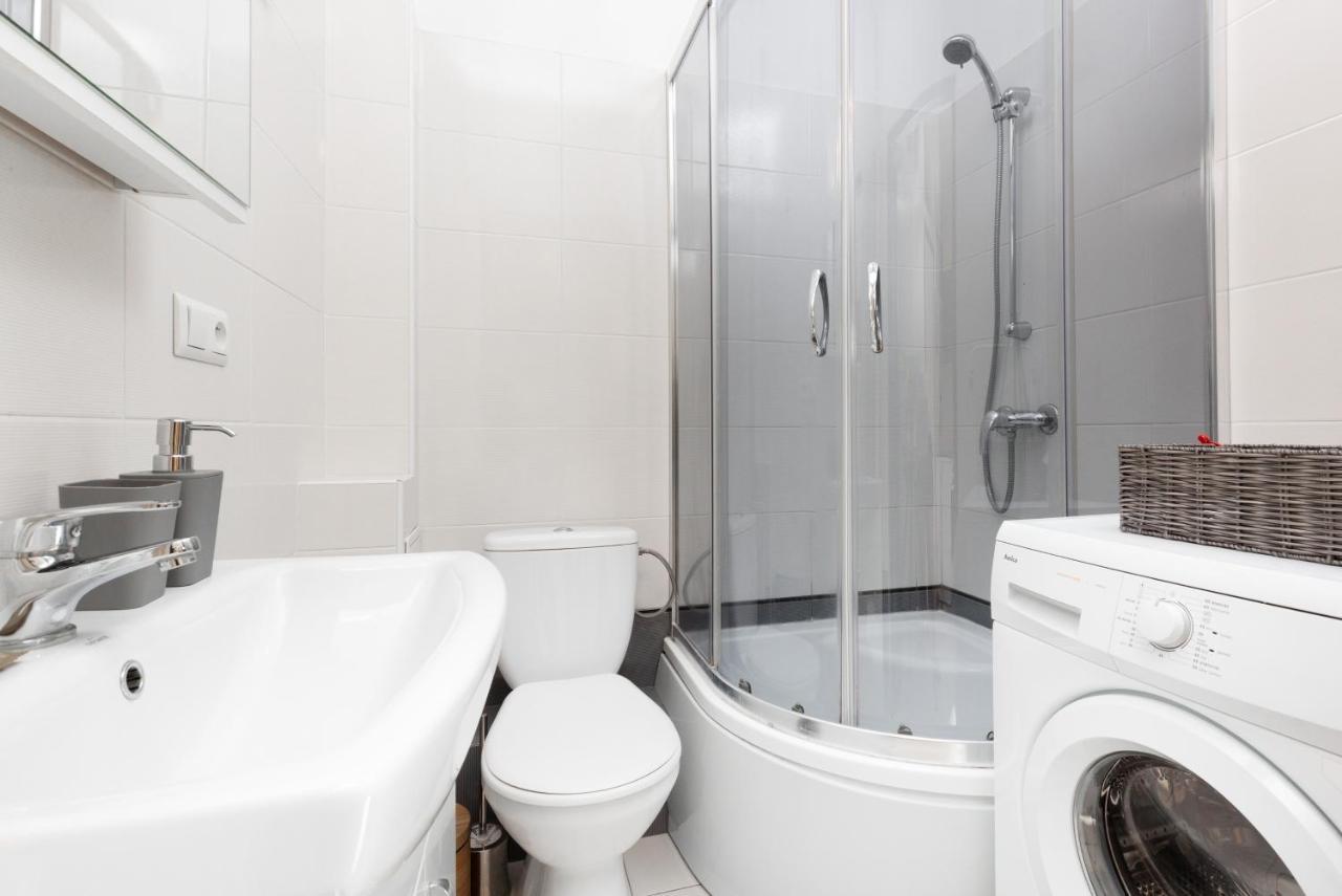 Apartments City Center Krucza By Renters Βαρσοβία Εξωτερικό φωτογραφία