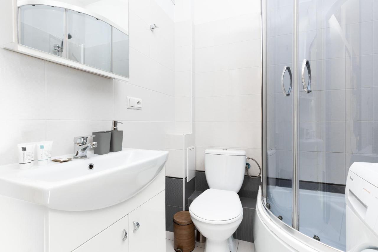 Apartments City Center Krucza By Renters Βαρσοβία Εξωτερικό φωτογραφία